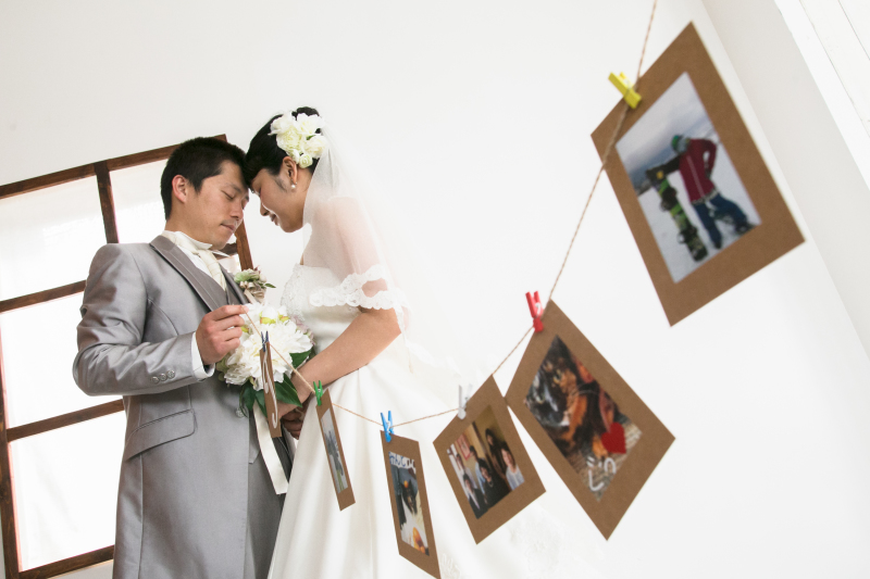 ドレスとタキシードにお色直し