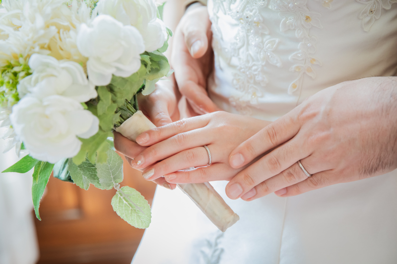 ブーケと指輪ショット