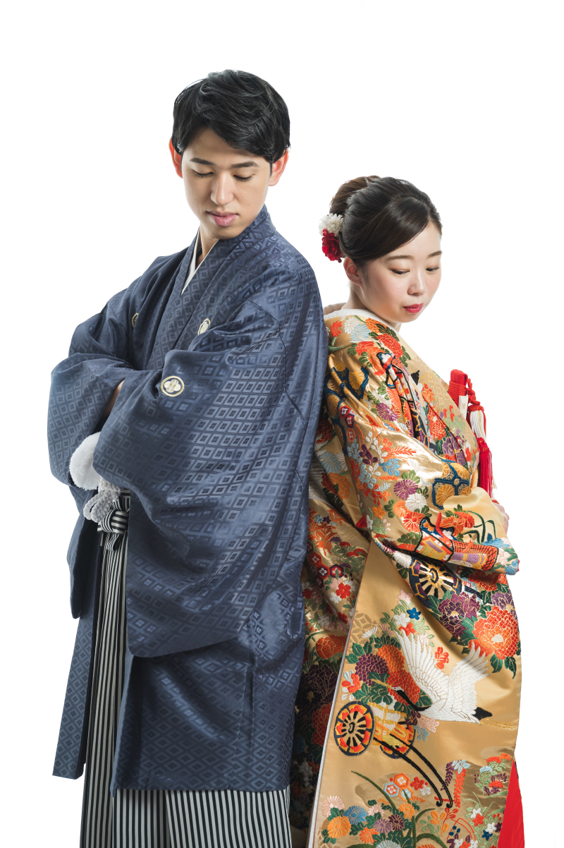 背中を合わせて