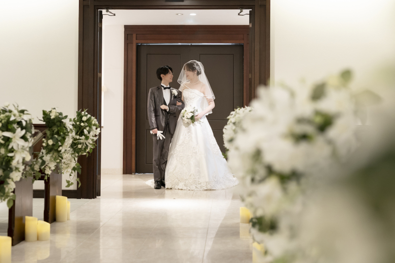 ベールをつけたご新婦様がとても素敵で思い出の1枚