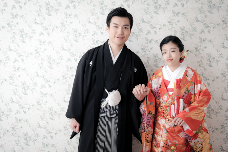 手を取り合って・・・