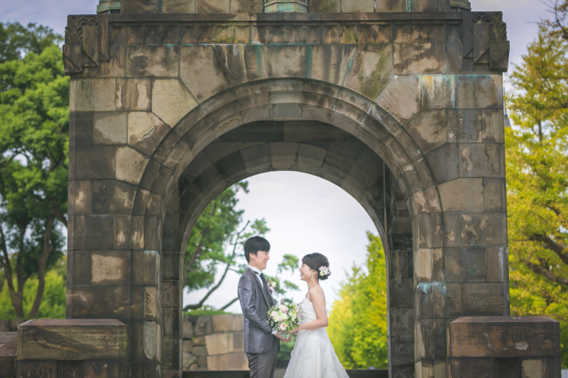 ロケーション　洋装