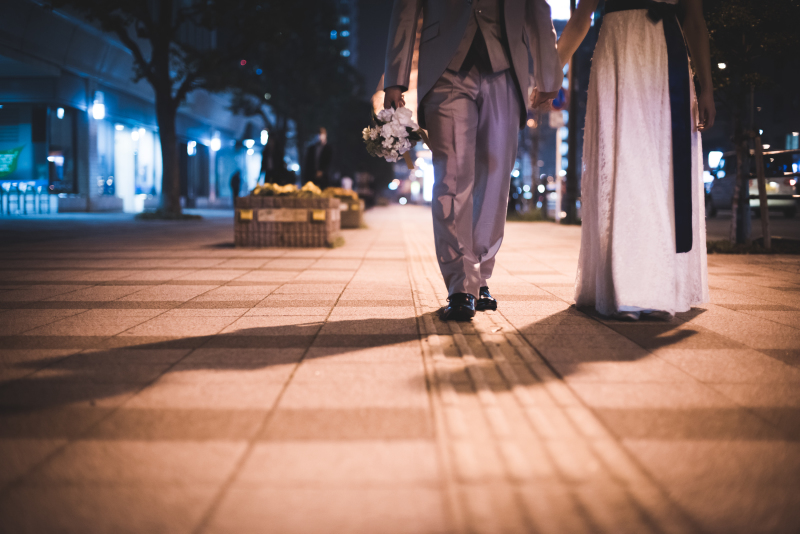 洋装　ロケーション