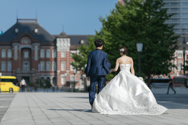 日中の東京駅♪