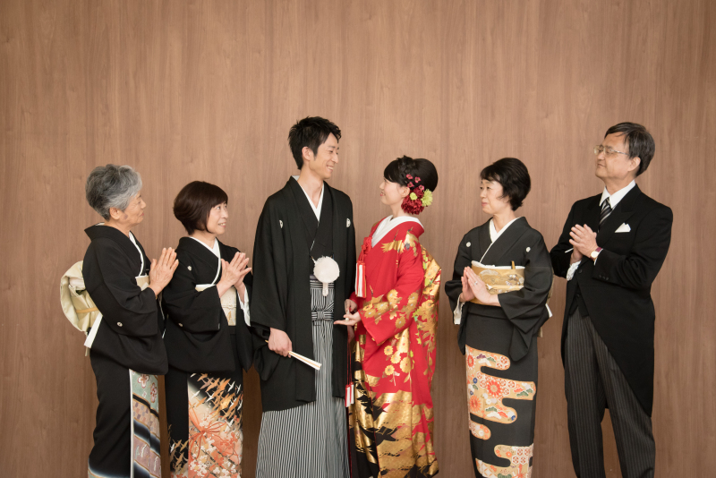 ご家族の皆様も正装で*