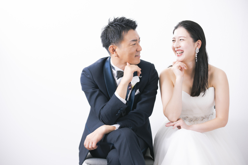 【スタジオ】洋装1着プラン◆ご新婦様ヘアセット&メイク・衣装グレードアップ料金含む・45分撮影・補正済全データ(50cut)付き