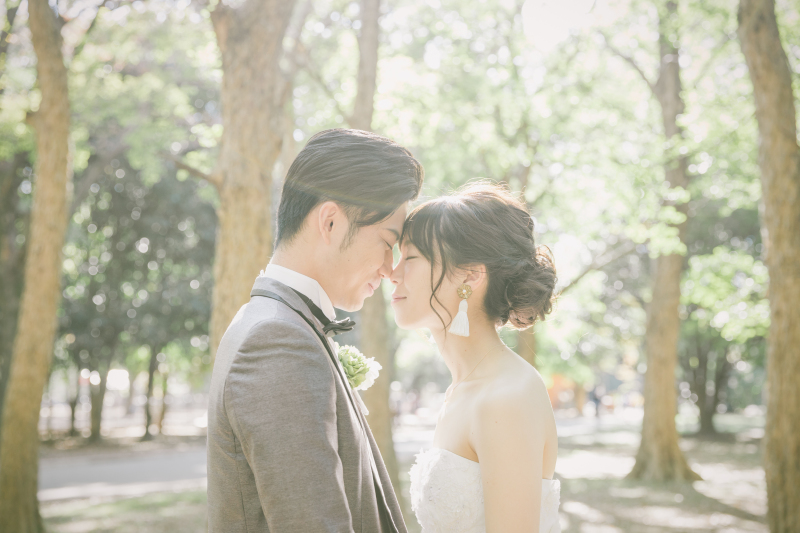 【洋装ロケ】ナチュラルなお写真が残せる、自然豊かな代々木公園撮影プラン◆ご新婦様ヘアセット&メイク・移動費・申請費・全データ込み