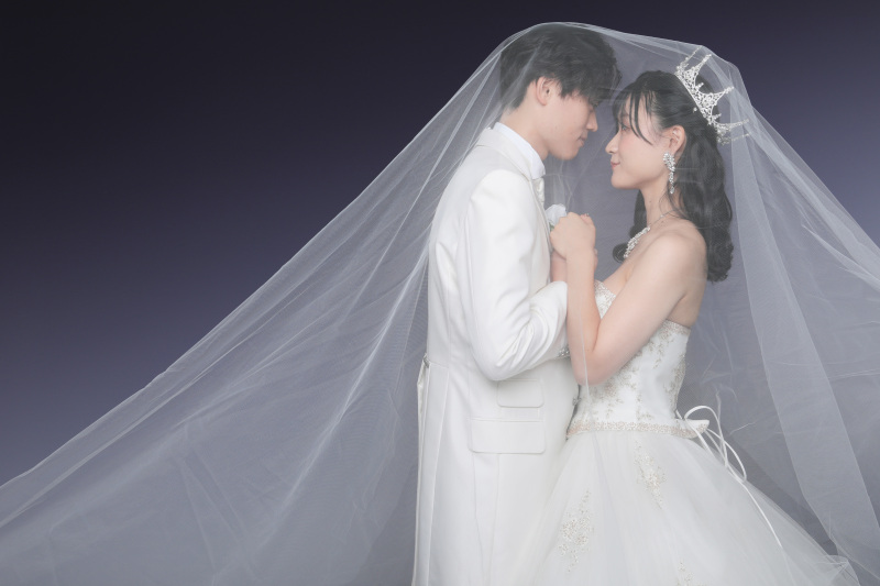 ベールに包まれて」・・・