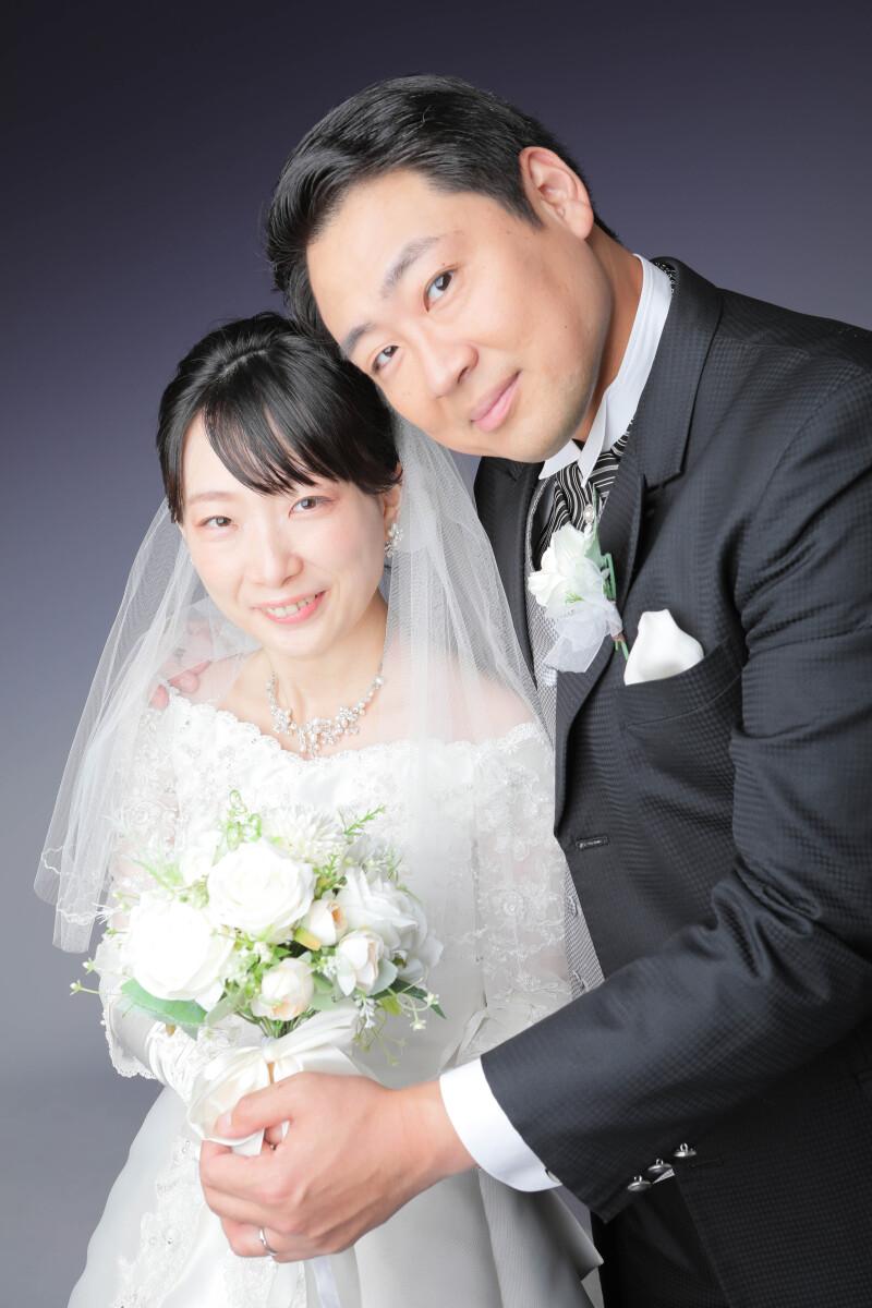 きりっと洋装も！