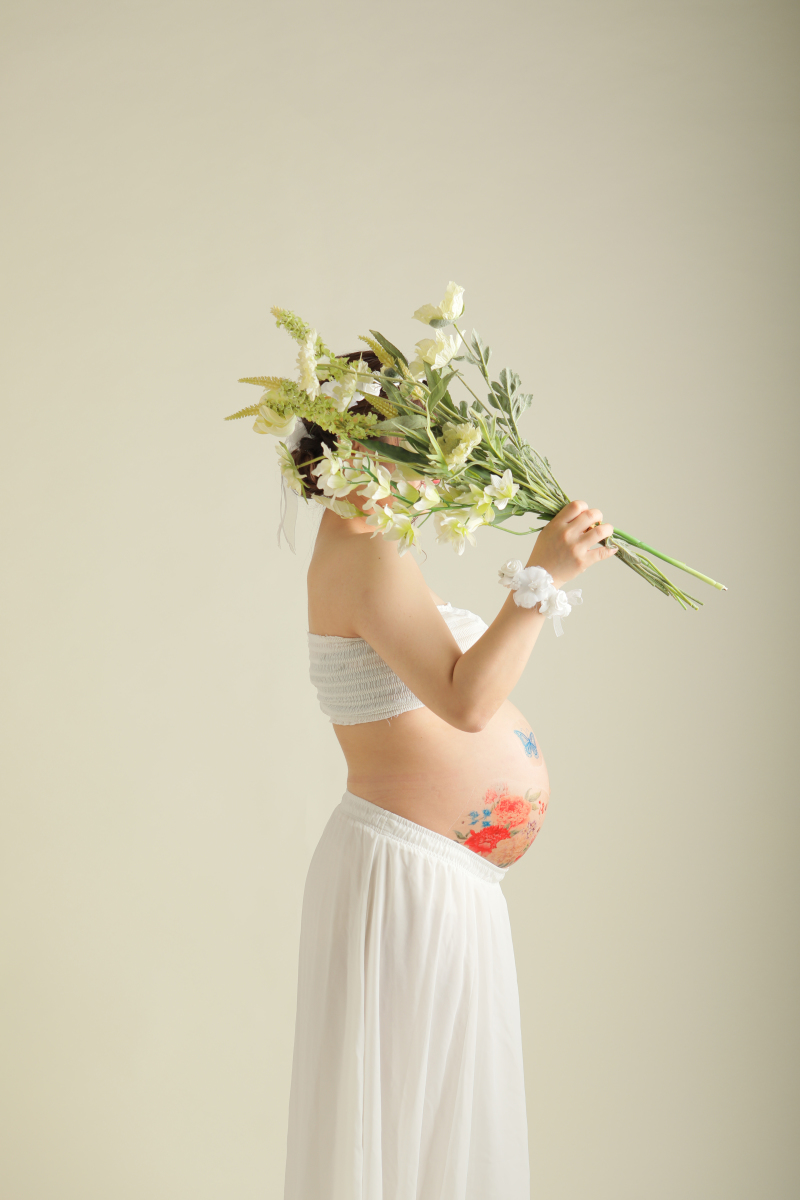 お腹にいる赤ちゃんとの初めての撮影*