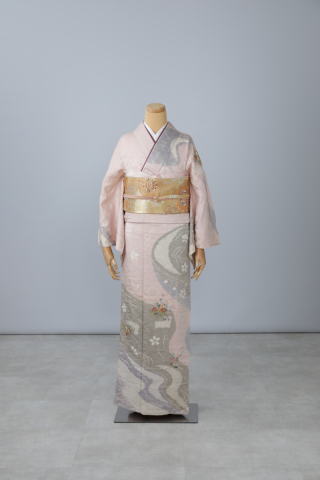 【訪問着】　薄ピンク