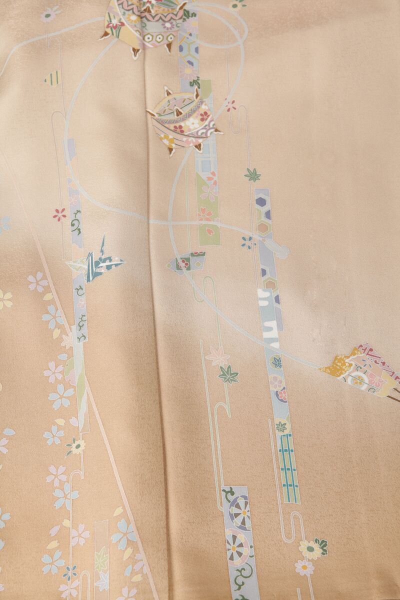 【訪問着】　ベージュ