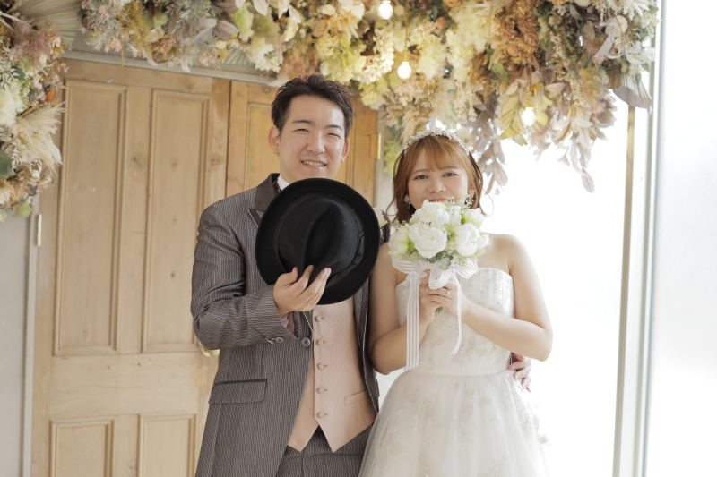 かくれんぼからの、チラッ！