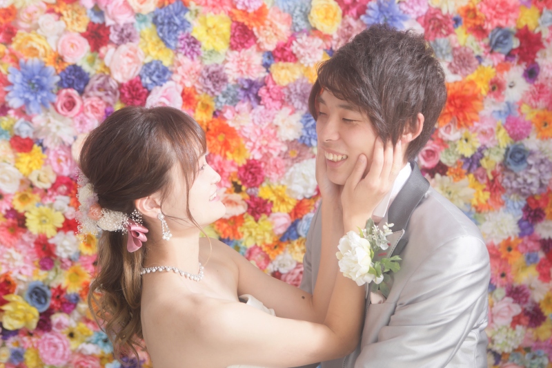 【9・10月土日10時撮影限定】洋装1点プラン◎撮影30分全データ付き◎衣装各1点・新婦ヘアメイク込み