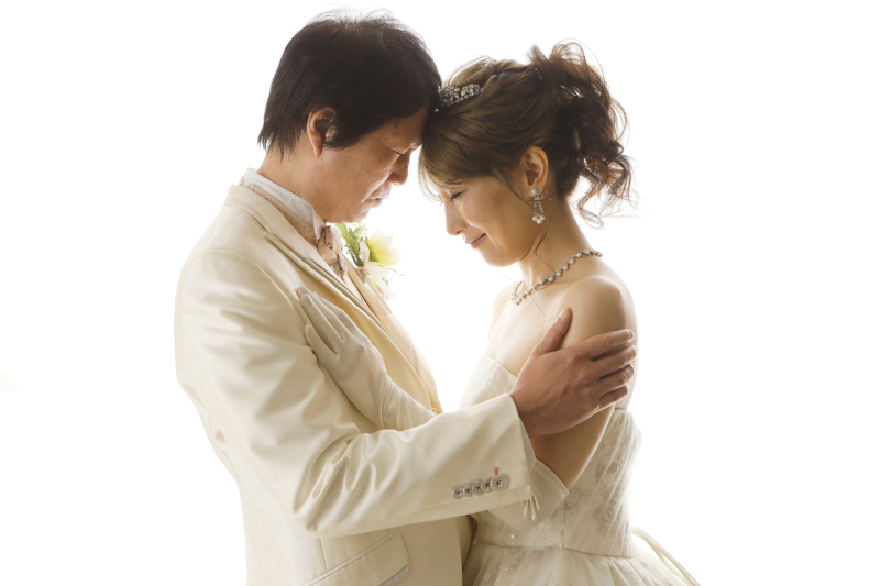 【12月限定】洋装2点即日全カットデータプラン◎衣装各2点・新婦ヘアメイク込み・即日全カットデータ