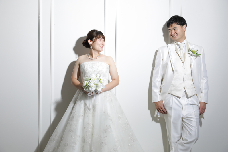 【12月限定】洋装1点即日全カットデータプラン◎衣装各1点・新婦ヘアメイク込み・即日全カットデータ