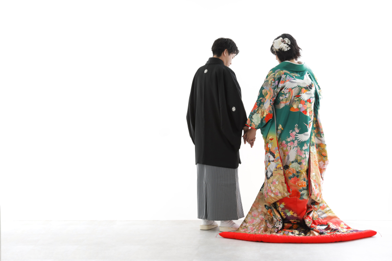 【日にち限定60%オフ】土日祝料金無料◎和装全カットデータプラン（衣装/新婦ヘアメイク/撮影/全40カットデータ付き）