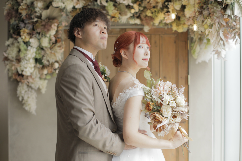 【9・10月土日10時撮影限定】洋装1点プラン◎撮影30分全データ付き◎衣装各1点・新婦ヘアメイク込み