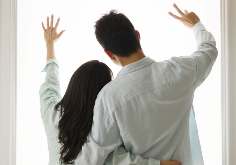 【エンゲージメント】婚約の記念に!私服で10データプラン 土日料金なし!