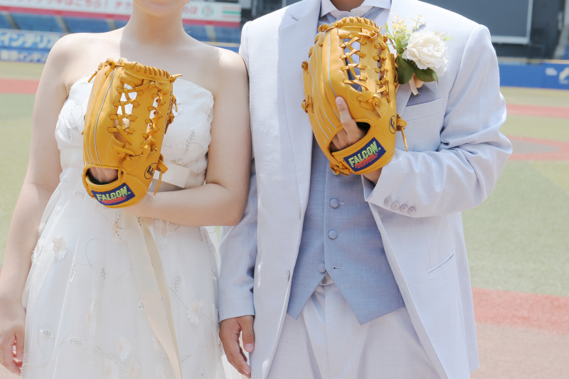 【洋装ロケーション撮影】衣装1点、新婦ヘアメイク、小物代込!全データ(80カット以上)付