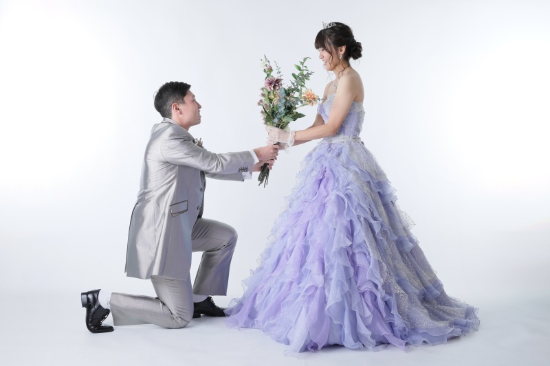 次はカラードレスにお着替え