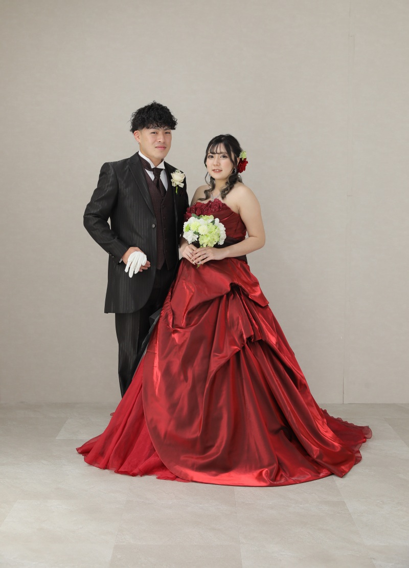 カラードレスにお着替え