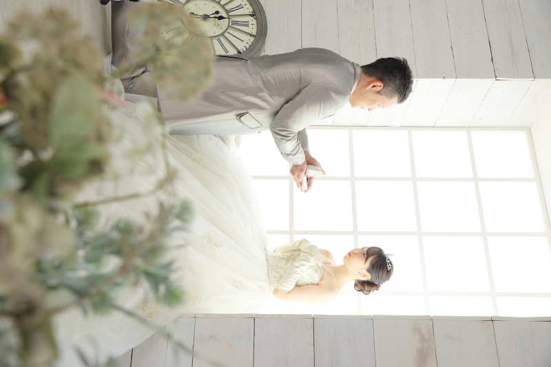 【洋装1着プラン】お手頃価格♪衣裳各1点、 新婦ヘアメイク、写真(6切りorデータ)1ポーズ 付き
