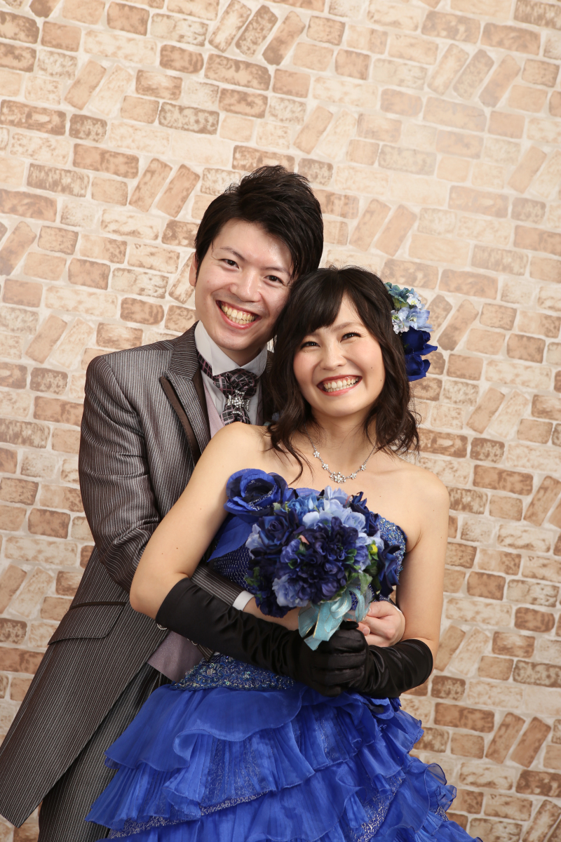 挙式同日、カラードレスでの記念撮影も♫