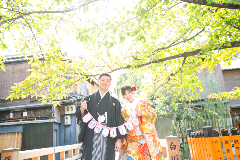 木漏れ日の下で