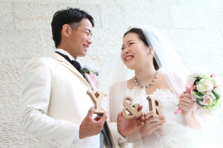 【シンプル スタイル ウェディング】