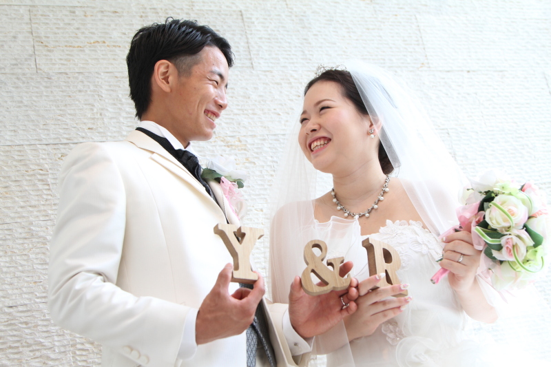 【シンプル スタイル ウェディング】