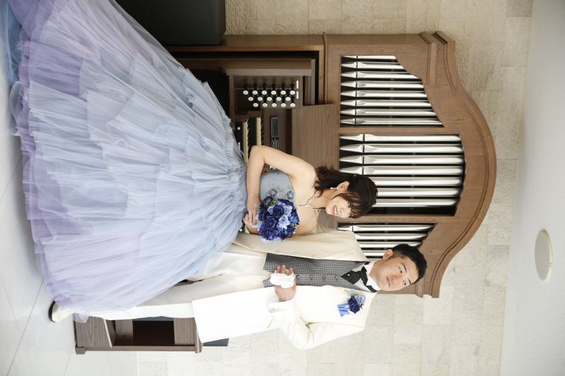 二人で空を見つめて