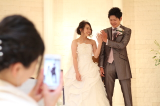 【シンプル スタイル ウェディング】
