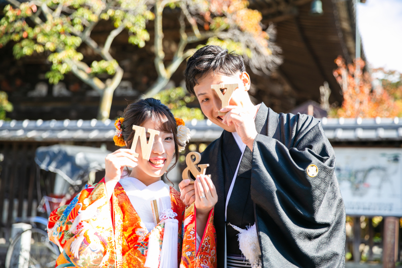 イニシャルからチラッ