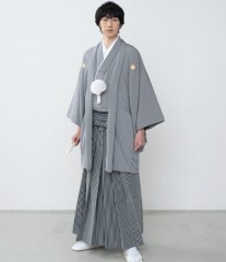 ﾓｽｸﾞﾘｰﾝ紋服