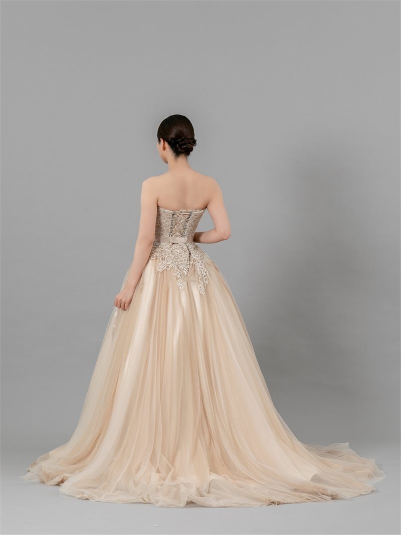 ｵｰﾊﾞｰ ｼｬﾝﾊﾟﾝ ﾐｽﾄ