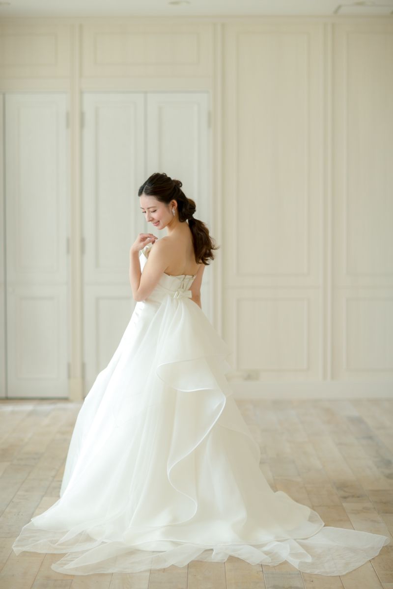 小さな結婚式　横浜店_ウエディングドレスが豊富