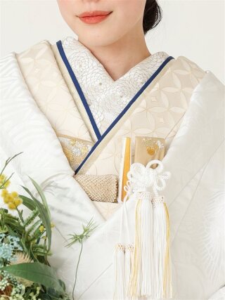 新婦 重ね衿：紺×金 