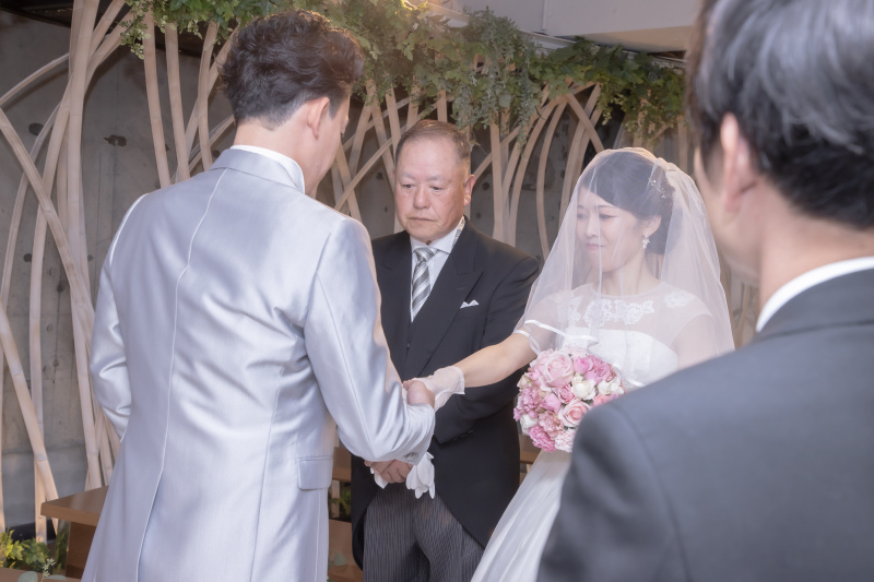 お父様と歩む感動のバージンロード