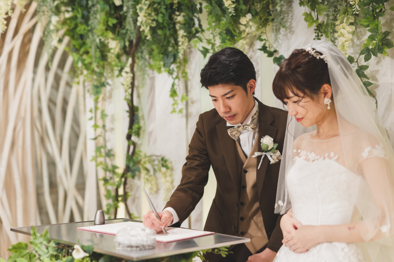 結婚誓約書は記念のプレゼントです♪