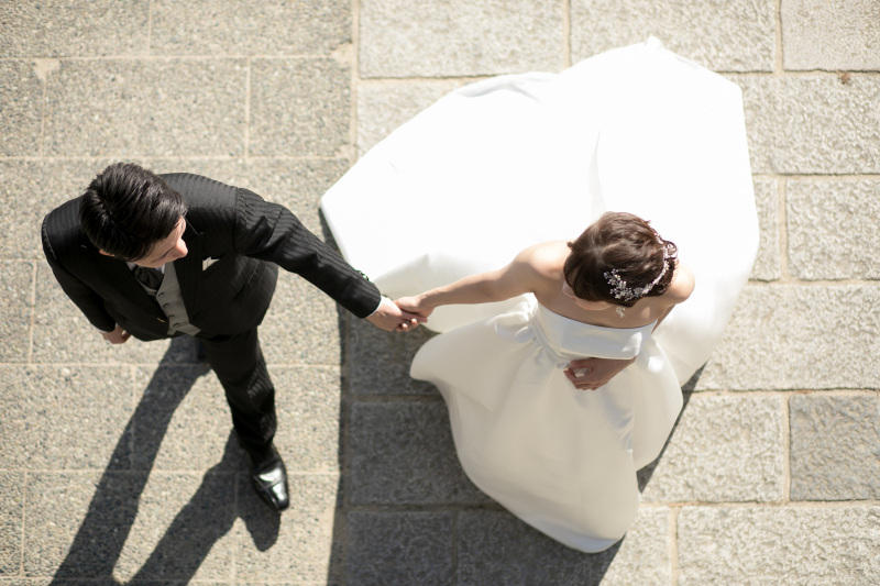 衣装は結婚式場の品質で