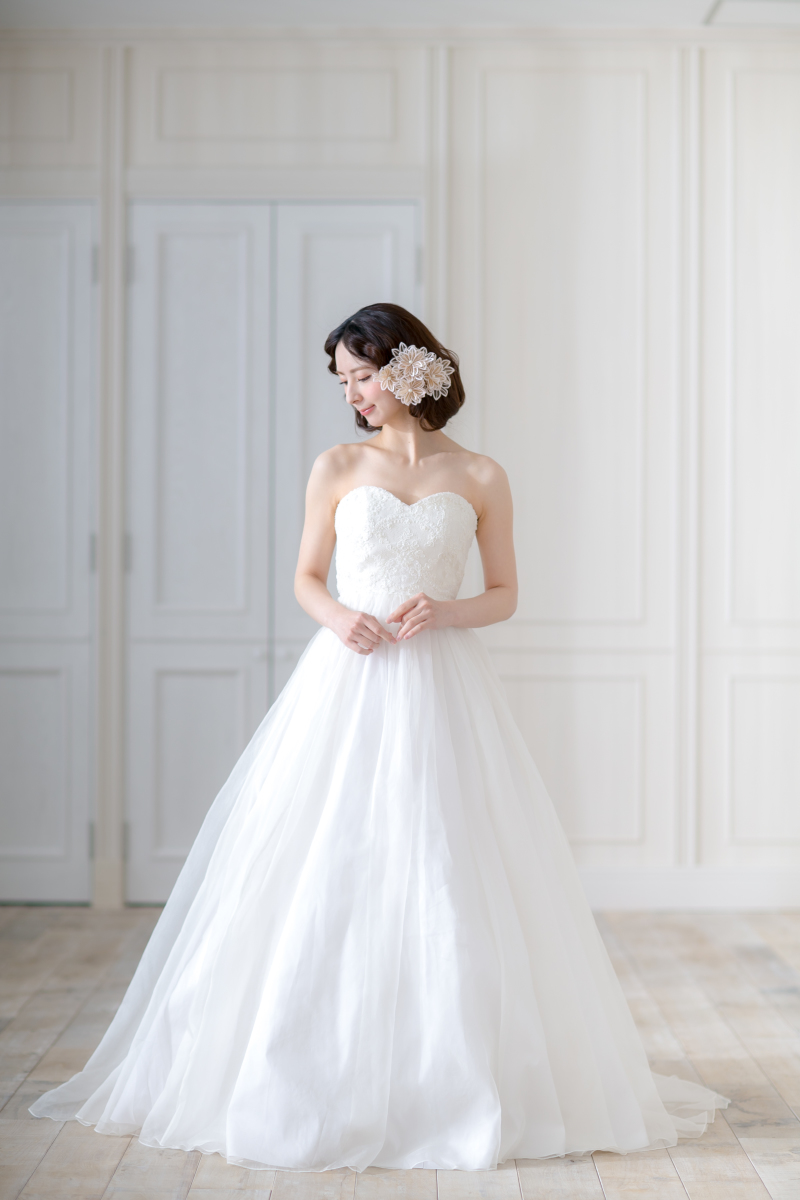 小さな結婚式 京都店_衣装の試着ができる