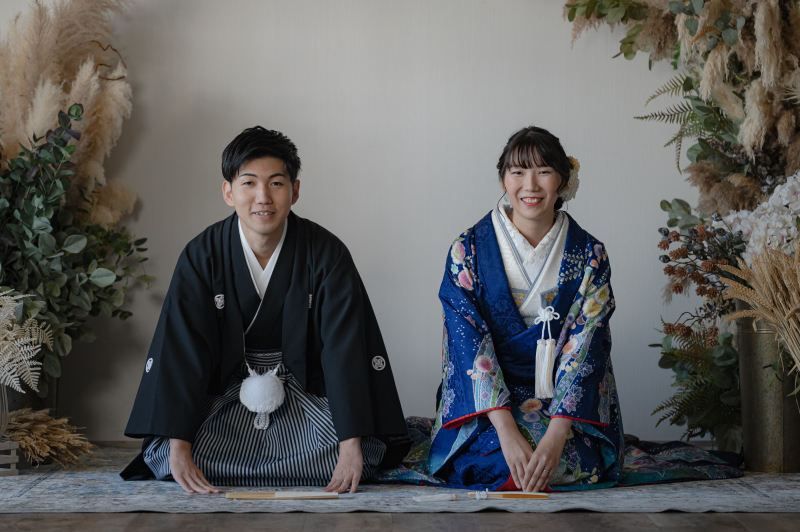 正座ポーズも忘れずに