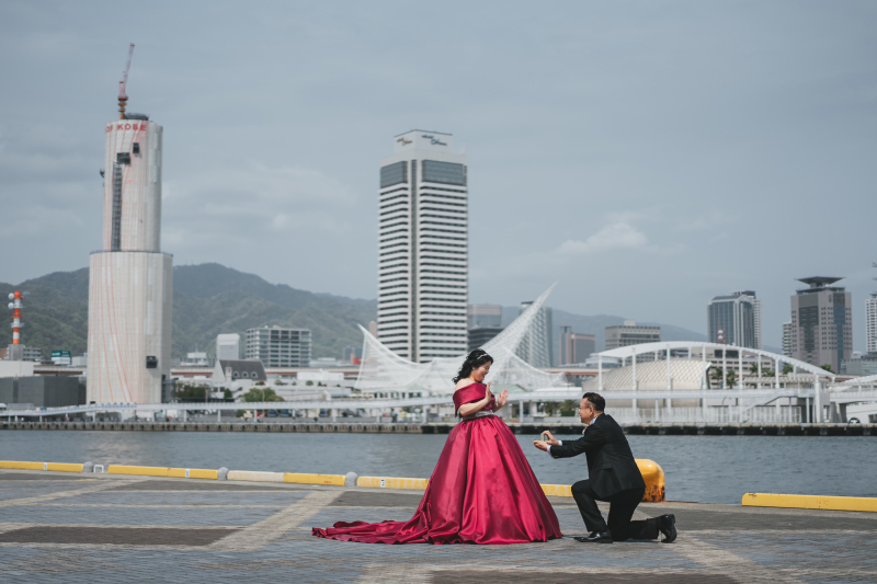 素敵な景色をバックにプロポーズ♡