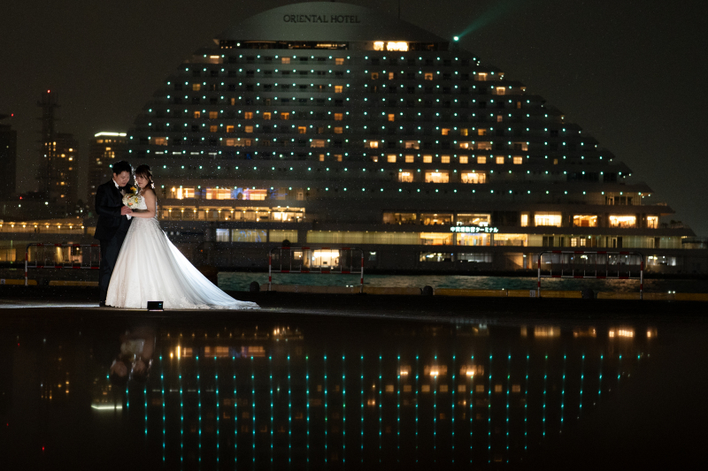 自然の鏡に反射する美しい姿