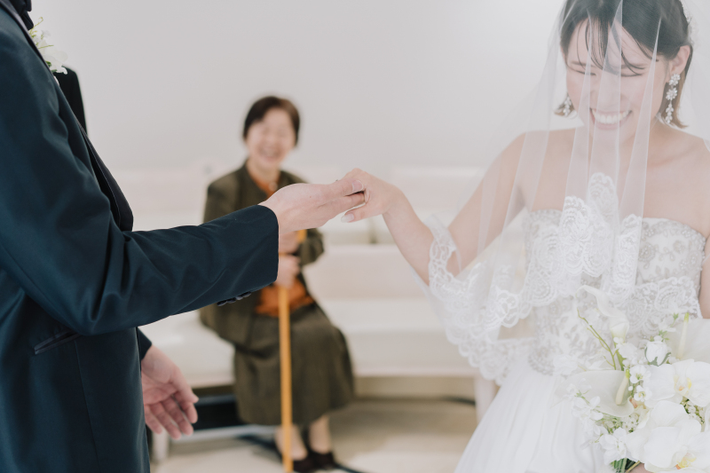 お父様から新郎様へ笑顔のバトンタッチを♡