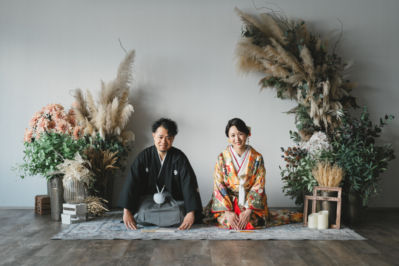 定番の正座ポーズも