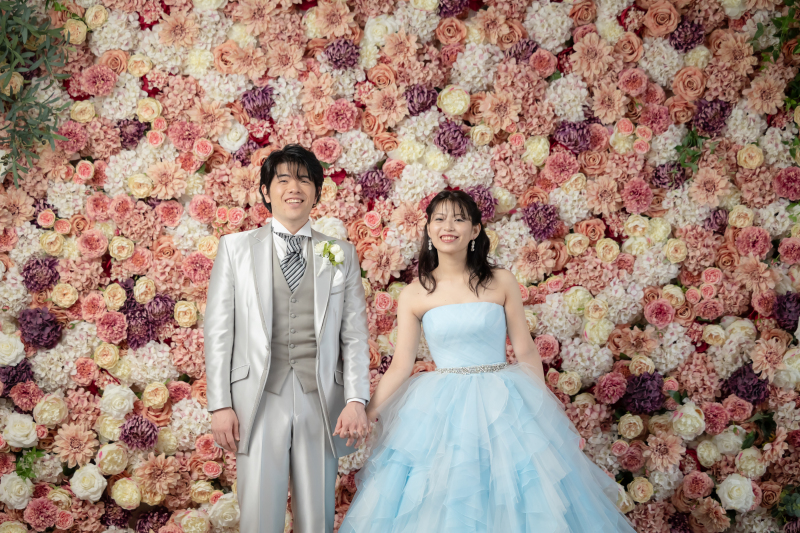 優しいブルーとシルバーコーデ