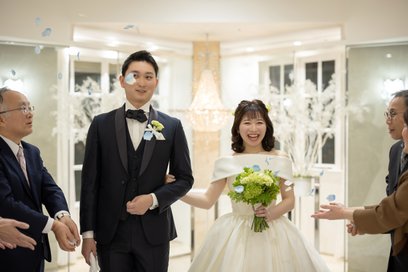 たくさんの祝福の中、新しい未来へ