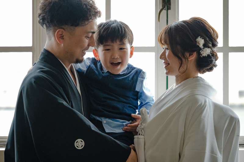 小さな結婚式 神戸モザイク店_子供用の衣装がある